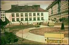 Przedszkole na osiedlu Latawiec, widok zewnętrzny, Warszawa