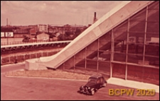 Centrum Nowych Technologii i Przemysłu CNIT, hala wystawowa, fragment budynku, narożnik, Paryż, Francja