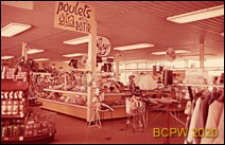 Osiedle mieszkaniowe Les Grandes Terres, pawilon handlowy, wnętrze sklepu, Paryż-Marly-le-Roi, Francja