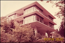 Dzielnica Doldertal, willa prywatna zatopiona w zieleni, Zurych, Szwajcaria