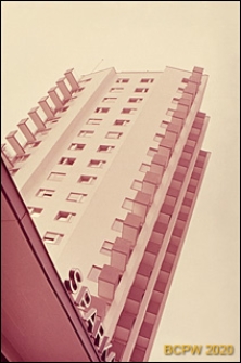 Osiedle mieszkaniowe Hirzenbach, wieżowiec mieszkalny, g&oacute;rna część elewacji budynku, Zurych, Szwajcaria