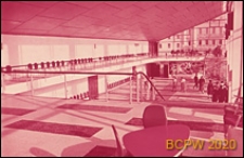 Kino "Rossi&acirc;", wnętrze, hol, widok z antresoli, Moskwa, Rosja