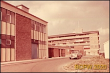 Zaplecze budynk&oacute;w w centrum miasta, Corby, Anglia, Wielka Brytania