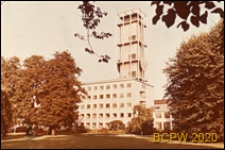 Ratusz, widok od strony parku, Aarhus, Dania