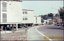 Wioska Olimpijska, fragment zabudowy, widok od strony ulicy, Rzym, Włochy