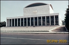 Dzielnica Esposizione Universale di Roma, Pałac Zjazd&oacute;w i Kongres&oacute;w, fasada budynku, Rzym, Włochy