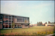 Szkoła, widok zewnętrzny, Noordoostpolder, Niderlandy