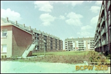 Osiedle mieszkaniowe w dzielnicy Slotervaart w zachodniej części miasta, domy rencist&oacute;w, Amsterdam, Niderlandy