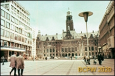 Śr&oacute;dmieście, plac przed Ratuszem, Rotterdam, Niderlandy