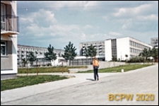 Żoliborz, Osiedle Zatrasie, szkoła, widok zewnętrzny, Warszawa