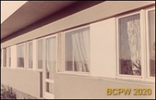 Osiedle mieszkaniowe Sady Żoliborskie, fragment elewacji budynku mieszkalnego, Warszawa