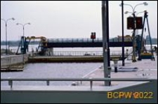 Stopień wodny Gabcikovo, widok na komorę śluzy, Słowacja