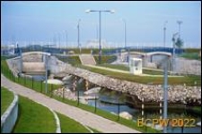 Stopień wodny Gabcikovo, sztuczny tor kajakarstwa górskiego, widok od strony wody dolnej, Słowacja