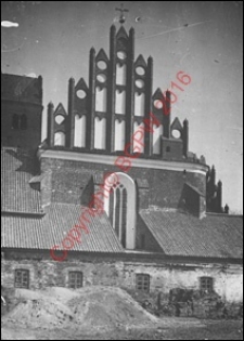 Kościół klasztorny pw. św. Jakuba i Anny. Widok z przed 1939 roku. Przasnysz