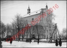 Kościół parafialny św. Stanisława Biskupa. Widok zewnętrzny z przed 1939 roku. Siedlce