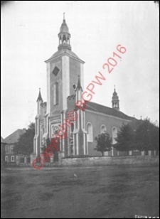 Kości&oacute;ł św. Szymona i Judy Tadeusza Apostoł&oacute;w. Widok og&oacute;lny z przed 1939 roku. Żarki