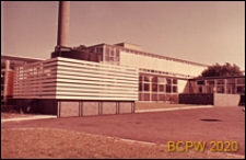 Szkoła II stopnia dla dziewcząt, fragment zaplecza, Hatfield, Anglia, Wielka Brytania