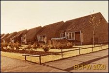 Podmiejskie osiedle mieszkaniowe, szeregowe domy jednorodzinne, widok ogólny, Kopenhaga, Dania