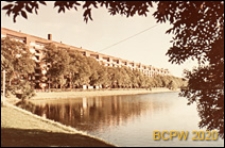 Blok mieszkalny przy ulicy Vestergade, widok od strony jeziora, Kopenhaga, Dania