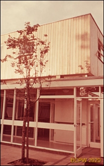 Dom dla senior&oacute;w (Sorel House), fragment elewacji, Londyn, Wielka Brytania