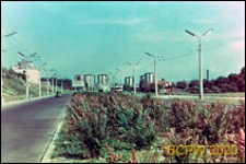 Aleja PKWN, obecnie ulica Głęboka, widok og&oacute;lny w stronę ulicy Nadbystrzyckiej na osiedle mieszkaniowe, Lublin