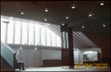 Kino Kosmos przy Alei Wojska Polskiego, hol główny, Szczecin